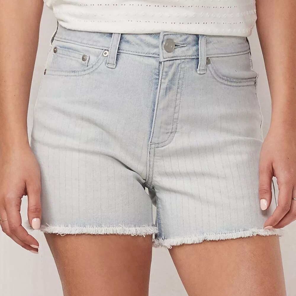 NEW Cut off Style 3.5" Cutoff 5 Pocket Jean Shorts NWT Inner Retro Rebel!